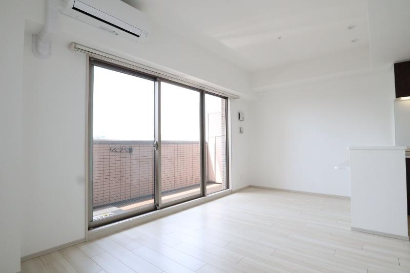 スプランディッド新大阪キャトルの居間・リビング