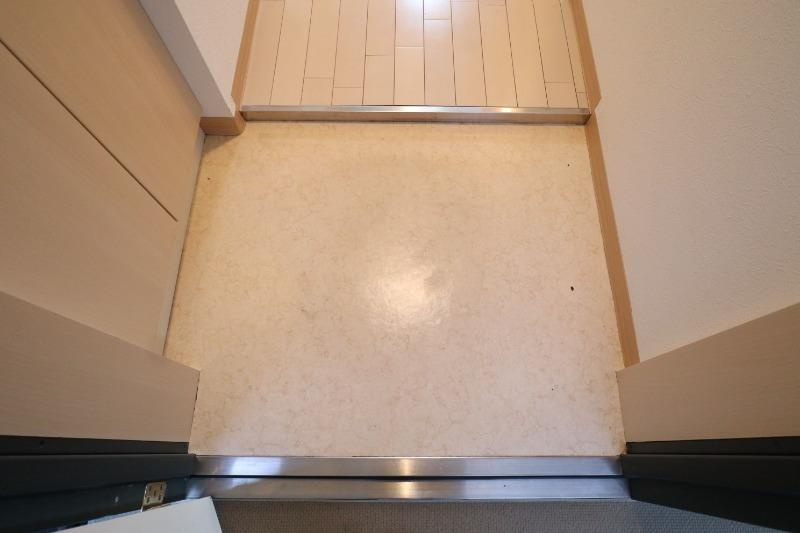 ヴェローノ新大阪北の玄関