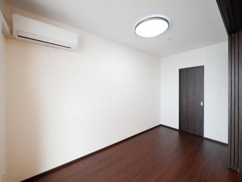 プレジオ吹田の洋室