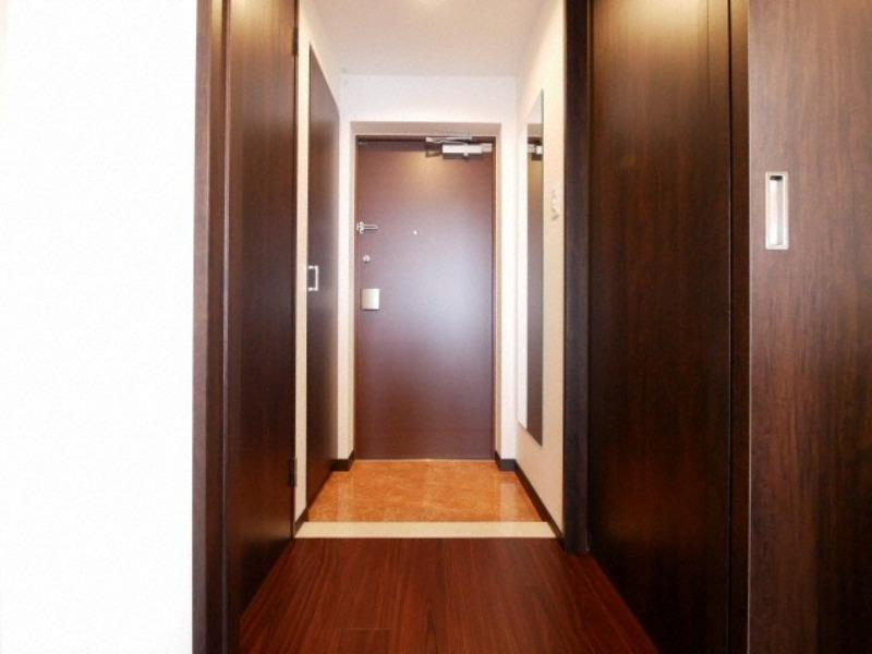 プレジオ吹田の玄関