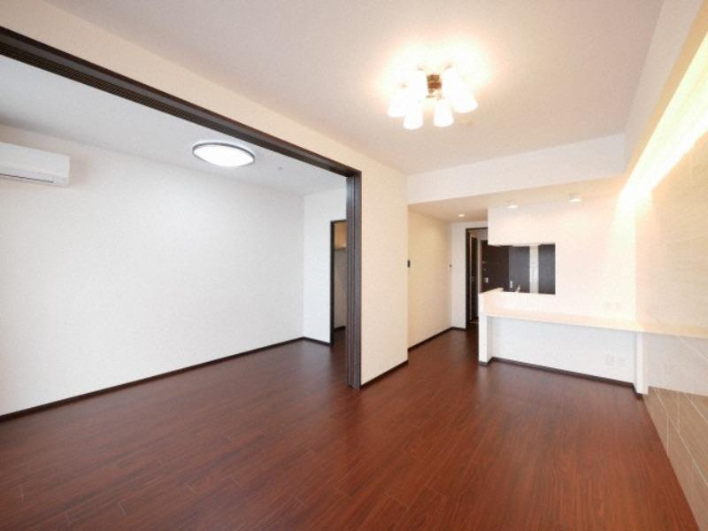 プレジオ吹田の居間・リビング