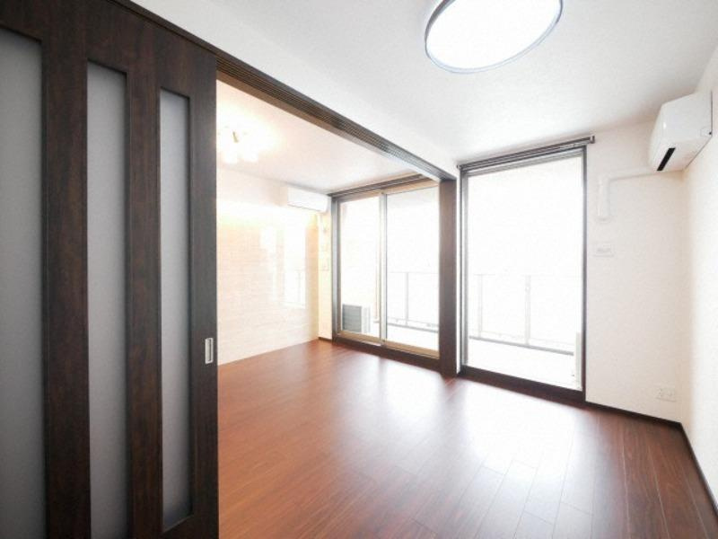 プレジオ吹田の洋室