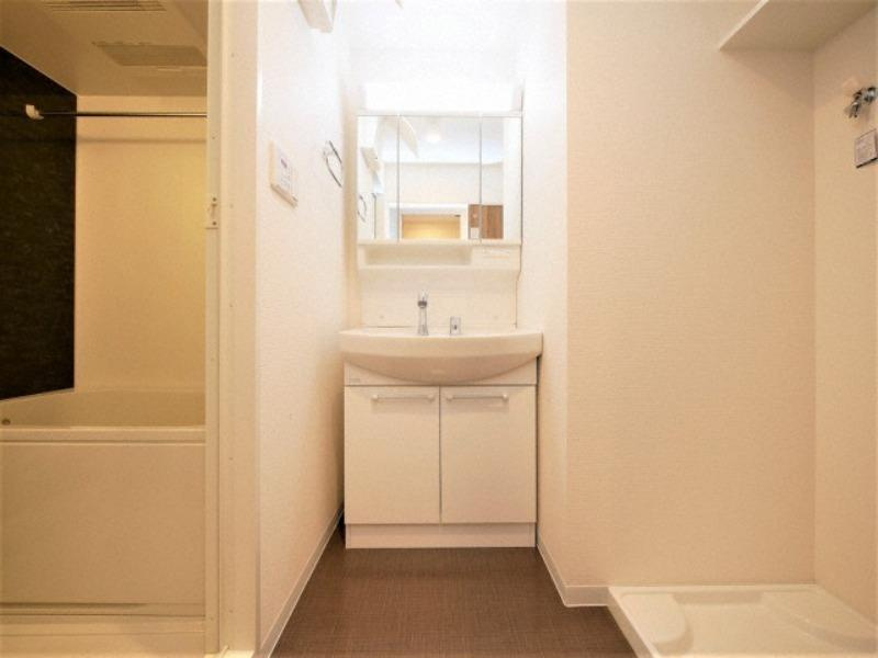 リッジガーデンエサカワンの独立洗面台