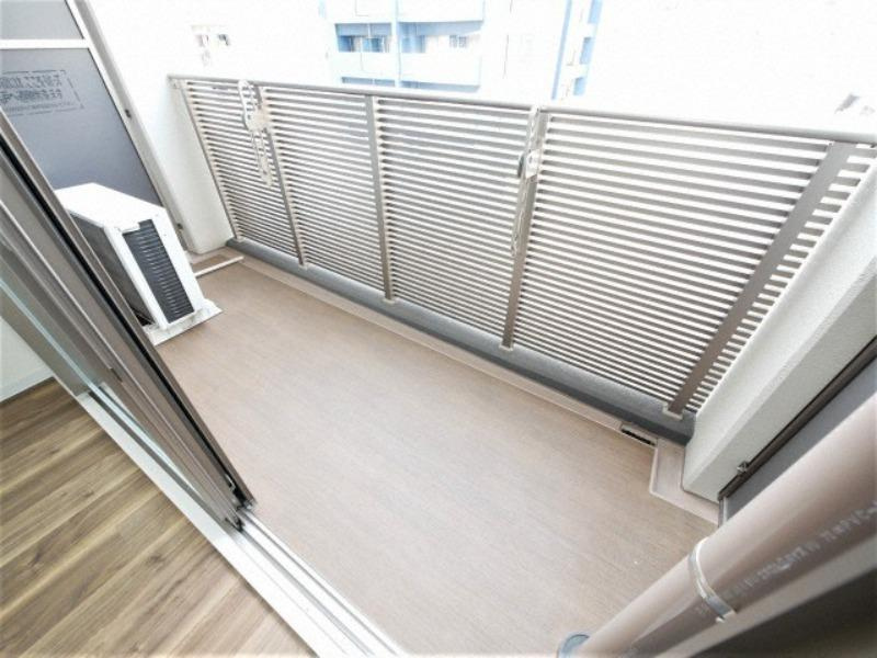 リッジガーデンエサカワンのバルコニー