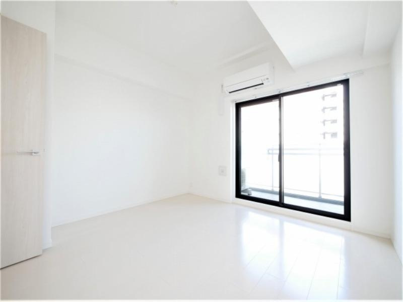 S-RESIDENCE新大阪Ridenteの居間・リビング