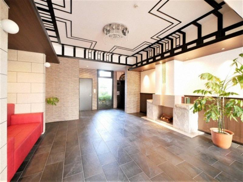 アリビオ江坂南金田のエントランス