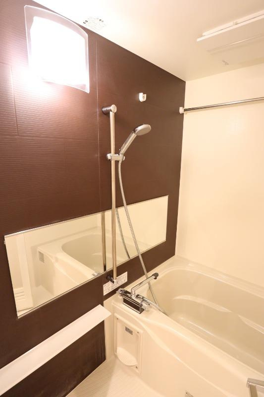 MDI.JEsakaCourtの浴室