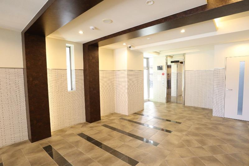 MDI.JEsakaCourtのロビー