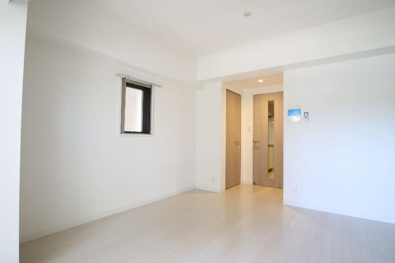 MDI.JEsakaCourtの居間・リビング