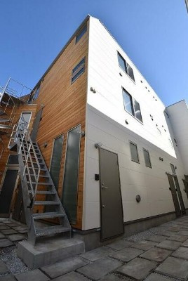 【外観】 | ｃｏｃｏｔｅｒｒａｃｅ高円寺 | 綺麗な外観。