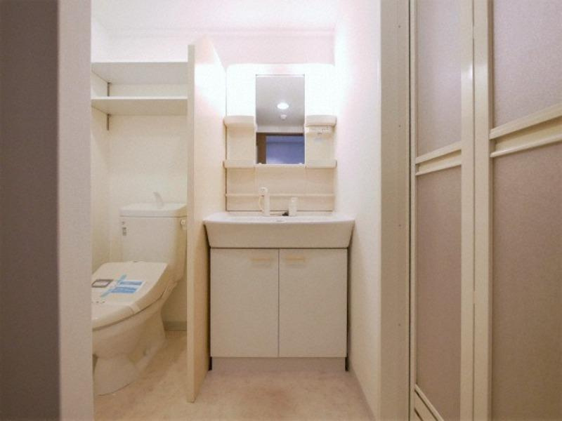 アスリート新大阪IIの洗面所