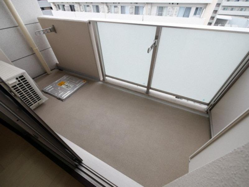 コンフォレスパシンオオサカのバルコニー