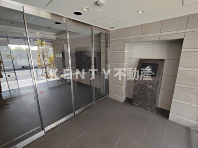 【エントランス】 | Ｌｉｖｅ Ｃａｓａ南六郷 | 落ち着いたエントランスです