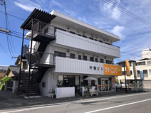 中間ビルの画像