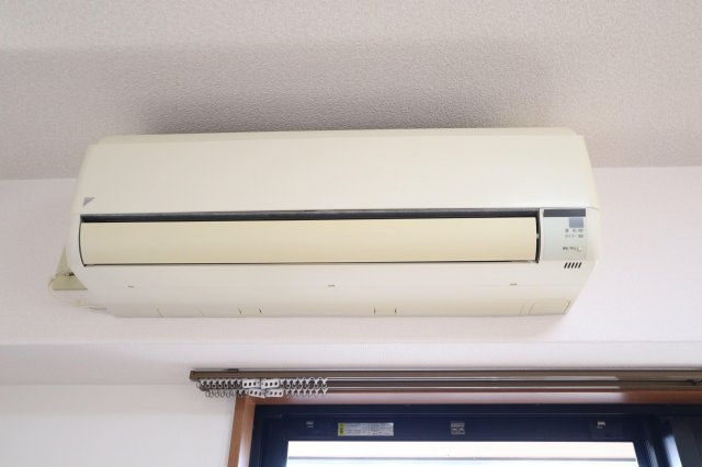 ラトゥール江坂の設備|エアコン