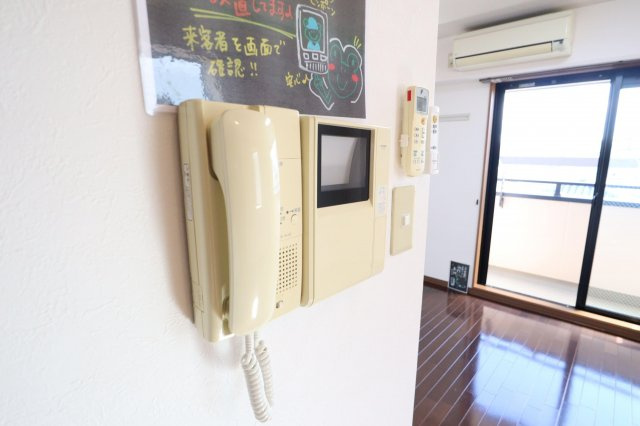 ラトゥール江坂のセキュリティ