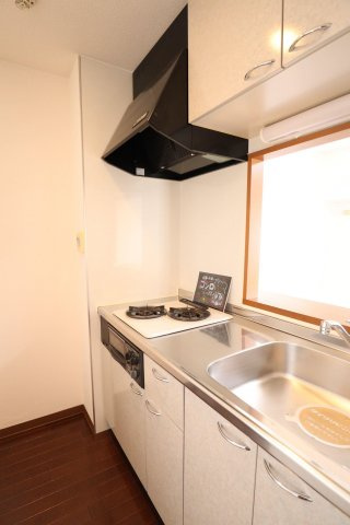 ラトゥール江坂のキッチン