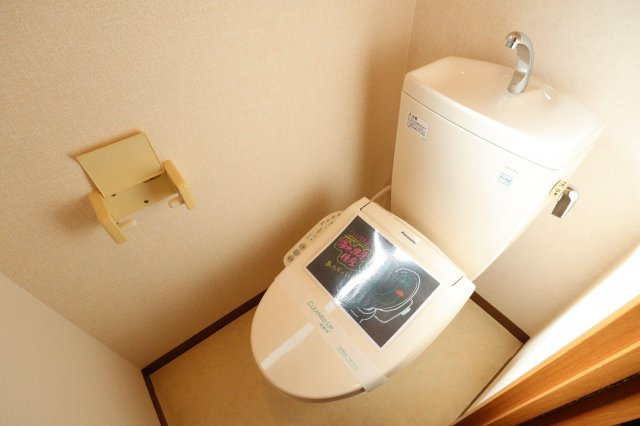 ラトゥール江坂のトイレ|トイレ