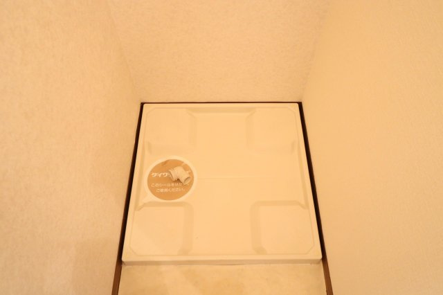 ラトゥール江坂の設備|洗濯機置場