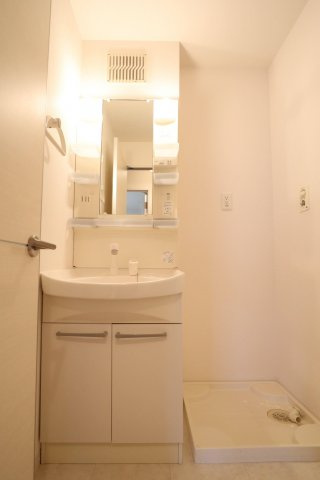 サニーコートの洗面所|洗髪洗面化粧台