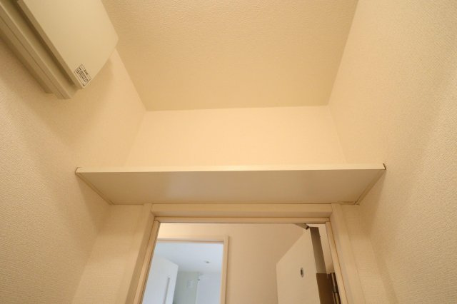 サニーコートのトイレ|トイレ棚