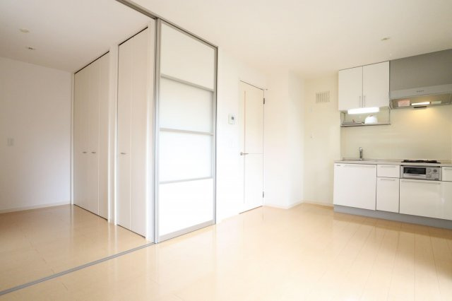 サニーコートの居間・リビング|LDK