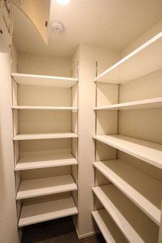 カーサ　マリーナ　モンテカルロの収納|シューズボックス