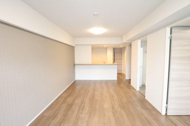 カーサ　マリーナ　モンテカルロの居間・リビング|LDK