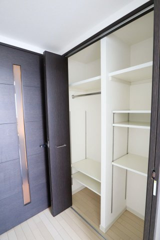 エスティメゾン京橋の収納|クローゼット