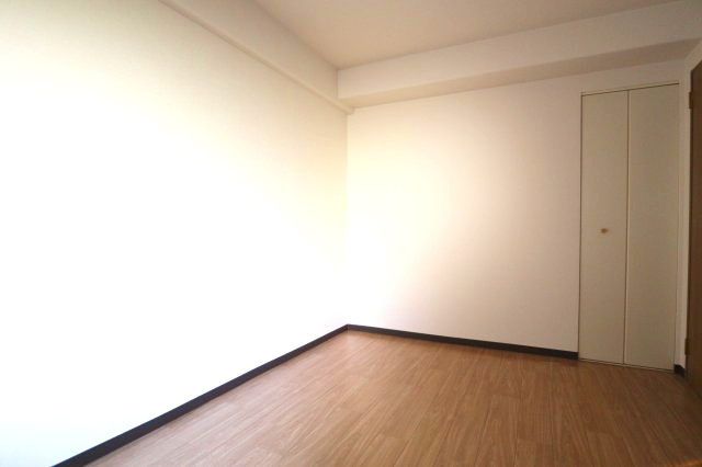 プレステージ上山手の洋室