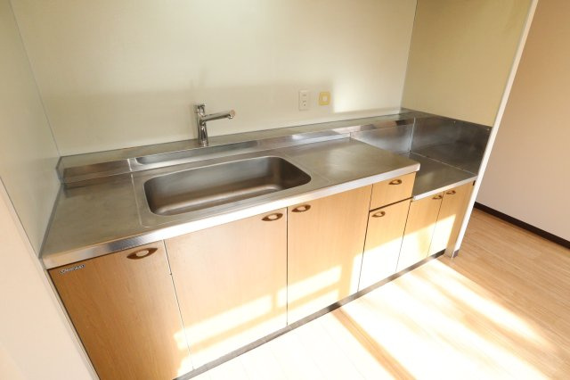 プレステージ上山手のキッチン