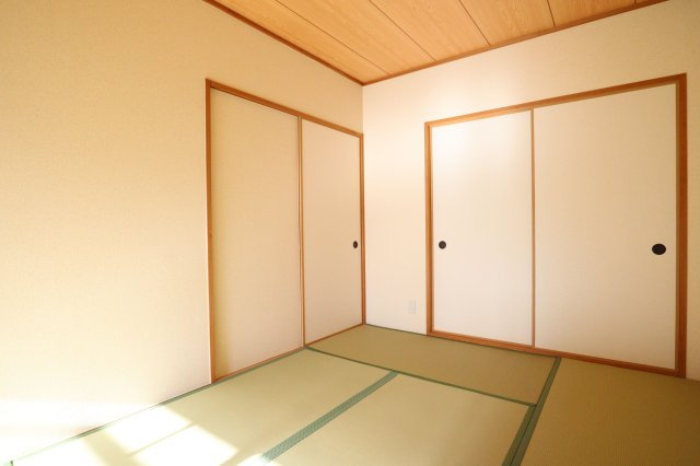 プレステージ上山手の和室