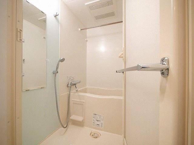 プラウドフラット新大阪の浴室