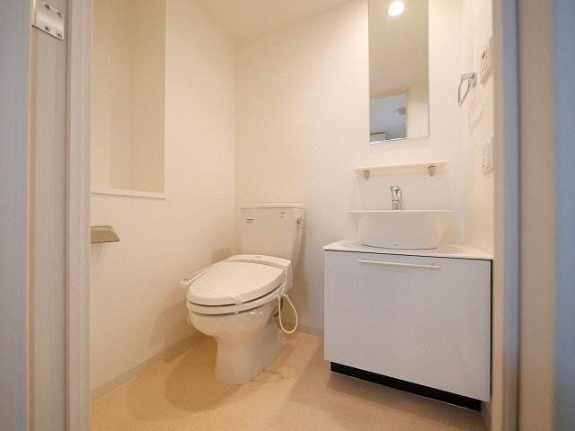 プラウドフラット新大阪の洗面所