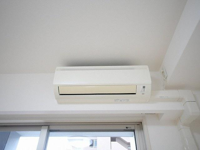 プラウドフラット新大阪の設備|エアコン
