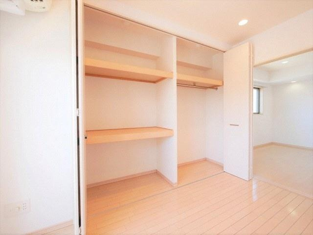 パークフラッツ新大阪の収納