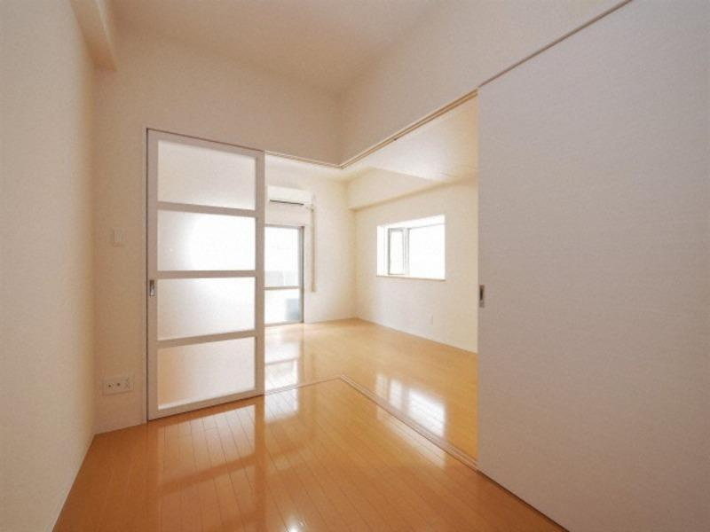 パークレジデンス江坂の洋室