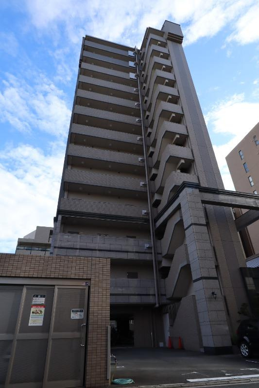 パークレジデンス江坂の外観