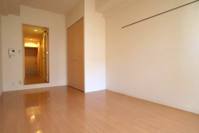 カルム千昇IIの居間・リビング