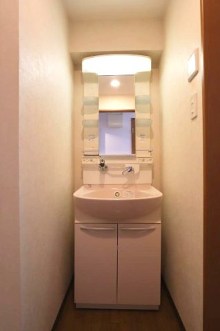 第17関根マンションの洗面所