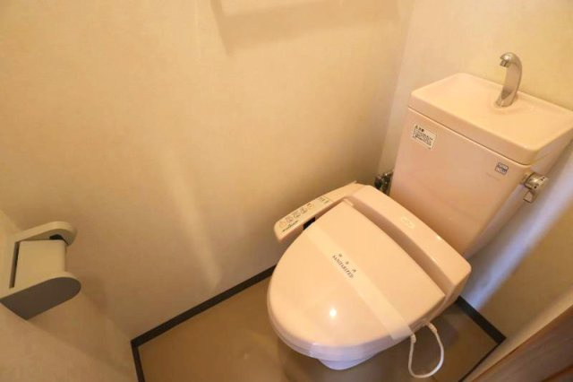第17関根マンションのトイレ