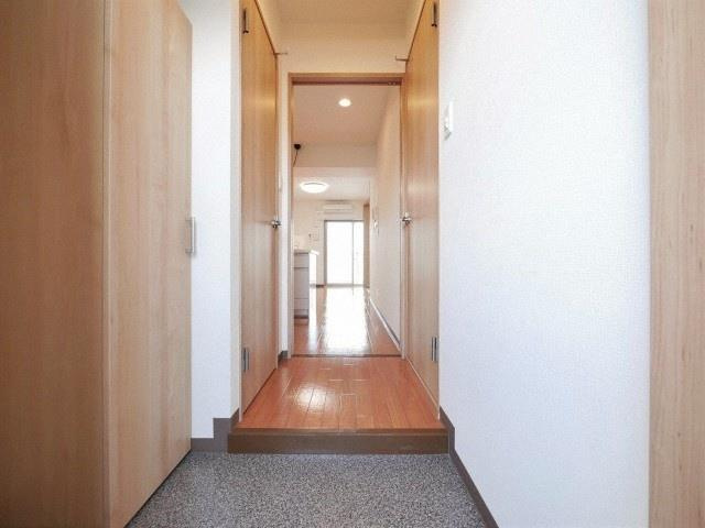 第22関根マンションの玄関