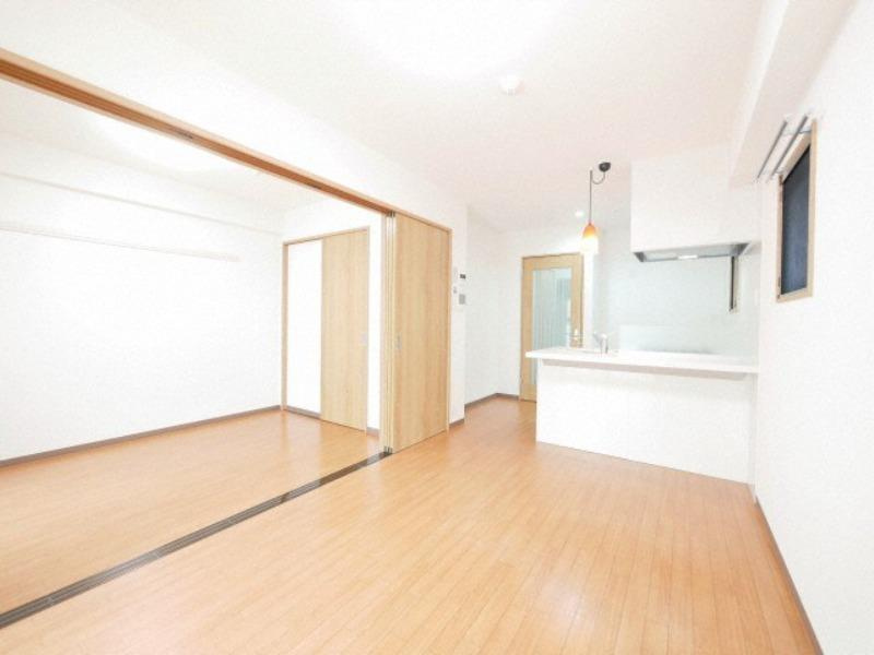 第26関根マンションの居間・リビング