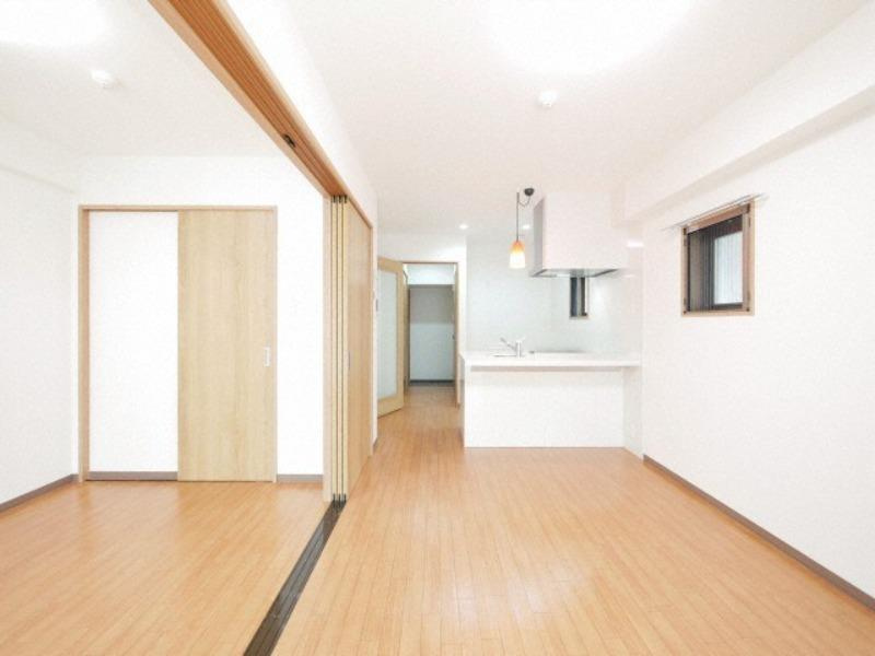 第26関根マンションの居間・リビング