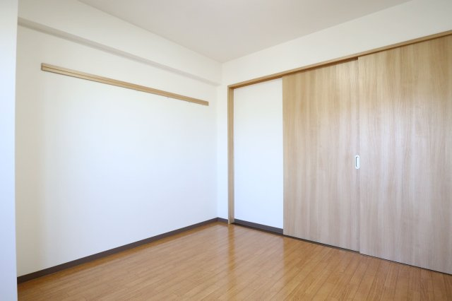 第1関根マンションの洋室