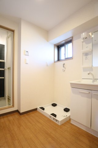 第1関根マンションの洗面所