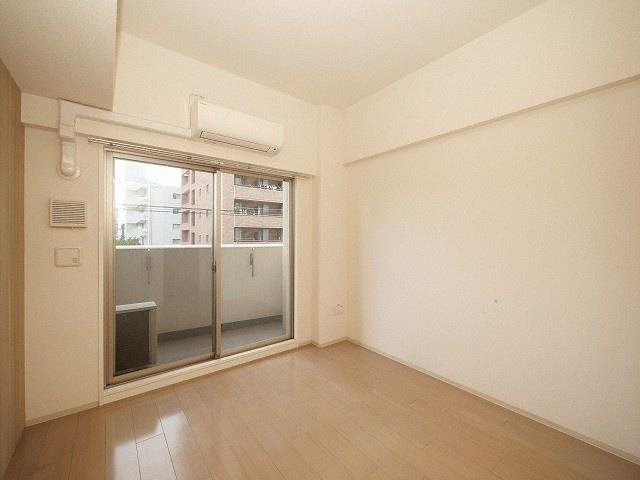 SEST新大阪の居間・リビング