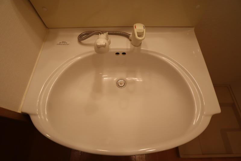 パストラーレ江坂の洗面所