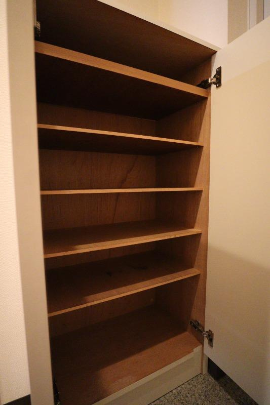 パストラーレ江坂の収納