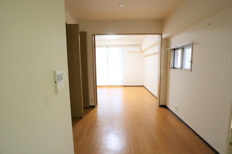 パストラーレ江坂の居間・リビング